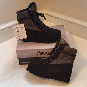 BEARPAW HARMONY BOOTS *BRAND NEW IN BOX*